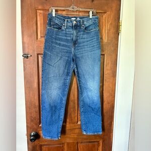 Old Navy Extra High Rise Sky-Hi Straight Jean with secret-slim pockets, size 8